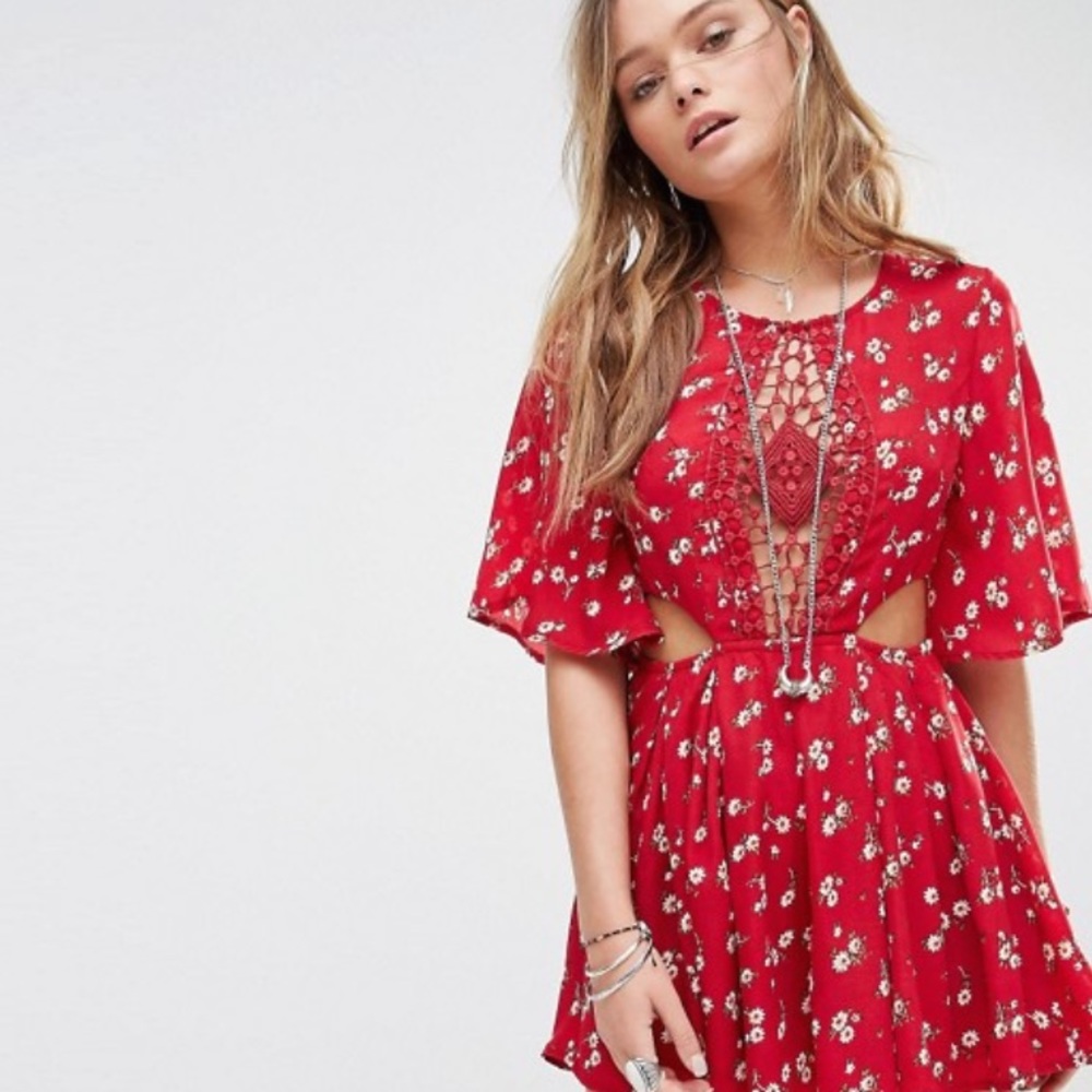 ASOS XS Kiss The Sky Romper In Disty Flower Print